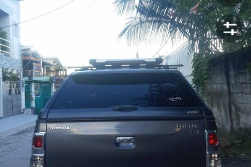 Old 2012 Toyota Hilux 2.4 G DSL 4x2 M/T