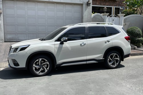 Old 2023 Subaru Forester 2.0i-S EyeSight