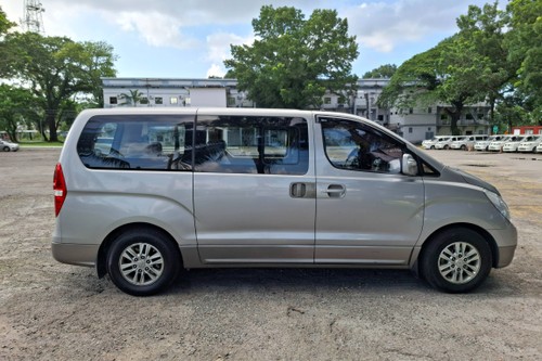 Used 2015 Hyundai Grand Starex 2.5 GL 5M/T (Dsl)