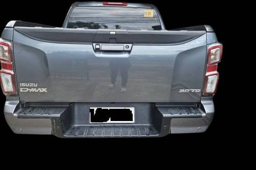 Second hand 2021 Isuzu D-Max 3.0 4x2 LS-A AT 