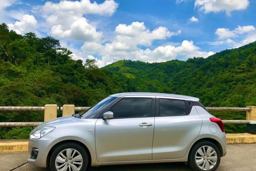 Second hand 2020 Suzuki Swift GL 1.2L MT 