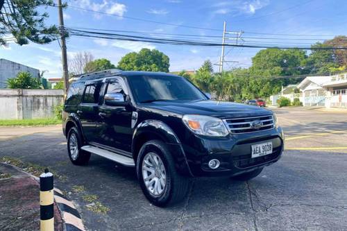 Second hand 2014 Ford Everest 2.0L Turbo Trend 4x2 AT 