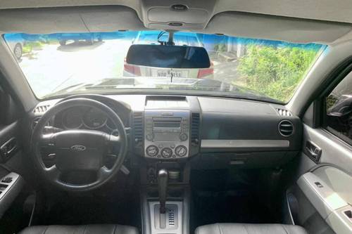 Used 2014 Ford Everest 2.0L Turbo Trend 4x2 AT