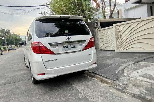 Old 2011 Toyota Alphard 3.5 Gas AT