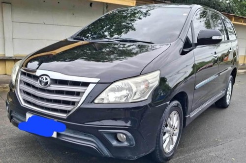 Old 2016 Toyota Innova 2.5 L Sport Runner AT