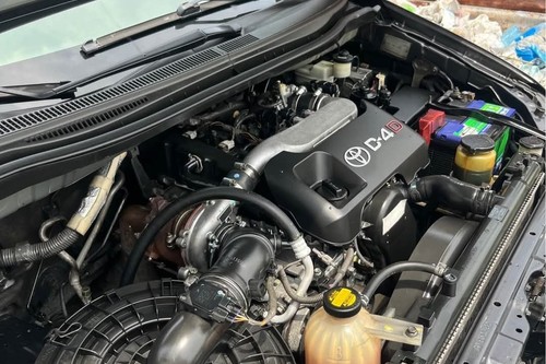 Used 2016 Toyota Innova 2.5 L Sport Runner AT