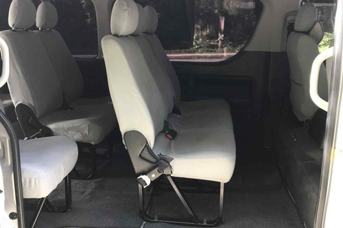 Second hand 2014 Toyota Hiace GL Grandia M/T 