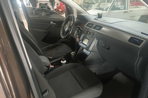 Second hand 2018 Volkswagen Caddy 1.6 TDI Comfortline 