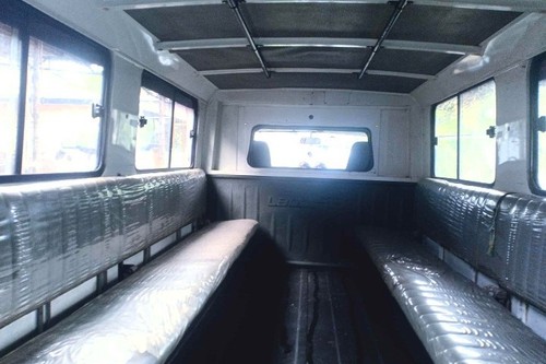 Second hand 2016 Mitsubishi L300 2.5L FB Exceed MT 