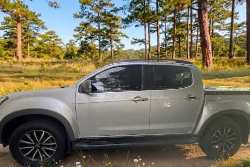 Second hand 2020 Isuzu D-Max 3.0 4x2 LS-A AT 