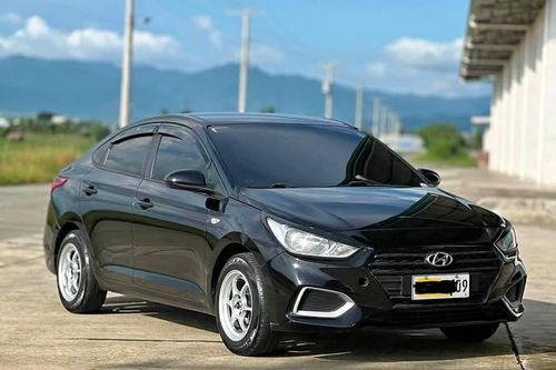 Old 2020 Hyundai Accent GL AT