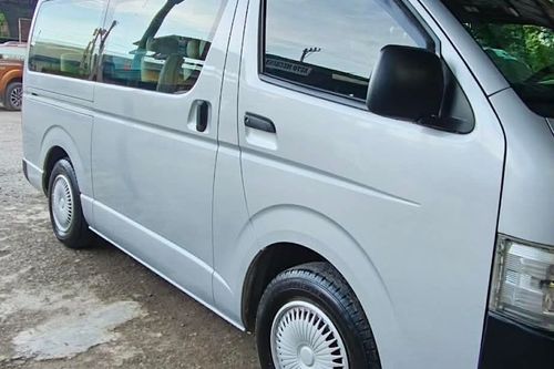 Used 2015 Toyota Hiace 2.8 COMMUTER DSL MT