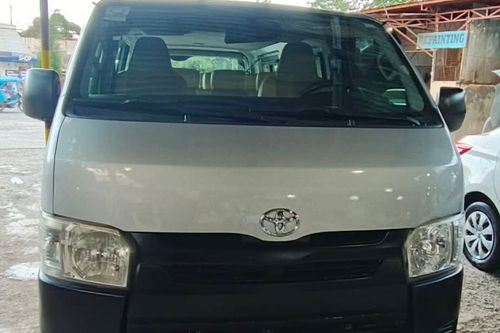 Used 2015 Toyota Hiace 2.8 COMMUTER DSL MT