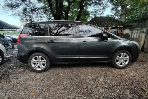 Old 2014 Peugeot 5008 2.0L Allure AT