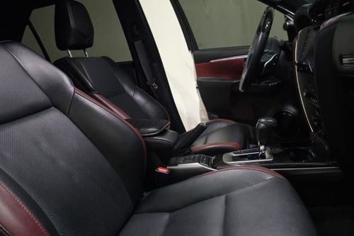 Second hand 2022 Toyota Fortuner 4x4 2.8L LTD AT Two-Tone 