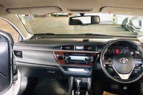 Old 2014 Toyota Corolla Altis 1.8G A-T