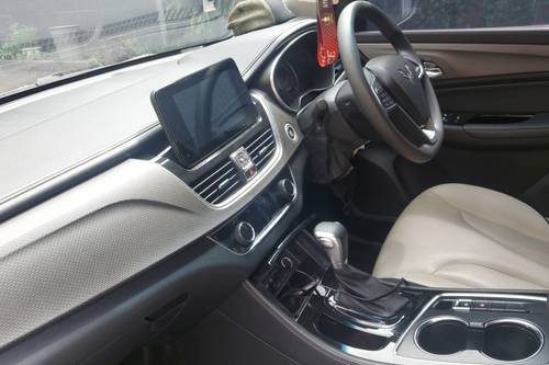 2021 Wuling Cortez CT 1.5 C CVT bekas