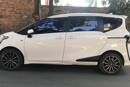 2017 Toyota Sienta 1.5 V MT FROMAGE TRIM bekas