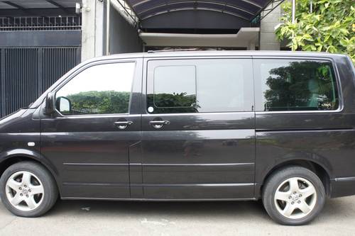 2006 Volkswagen Caravelle 2.5 TDI T5 bekas