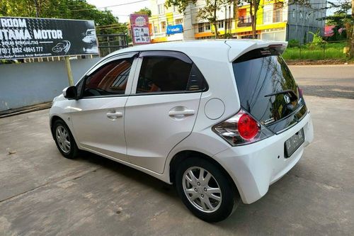 Second hand 2016 Honda Brio 1.2 E MT 
