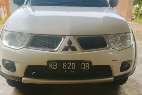 2011 Mitsubishi Pajero Sport GLX MT 4x4 bekas