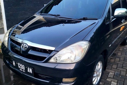 Used 2005 Toyota Kijang Innova 2.0 V MT