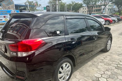 Beli mobil bekas