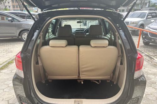 Beli mobil bekas