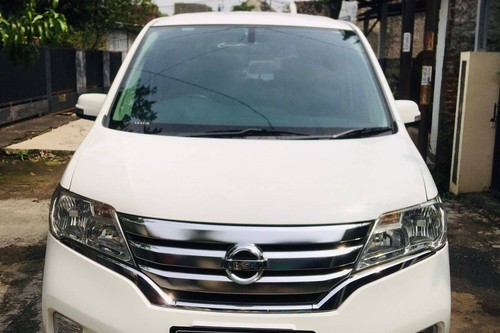 Used 2014 Nissan Serena  2.0L Highway Star