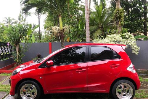 Used 2014 Honda Brio Satya S