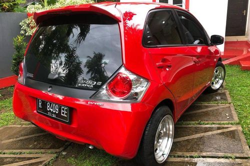 Used 2014 Honda Brio Satya S