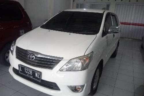 2013 Toyota Kijang Innova 2.5 E MT DIESEL