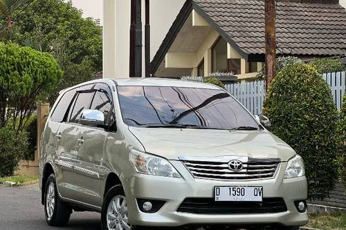 2012 Toyota Innova BENSIN G 2.0 AT bekas