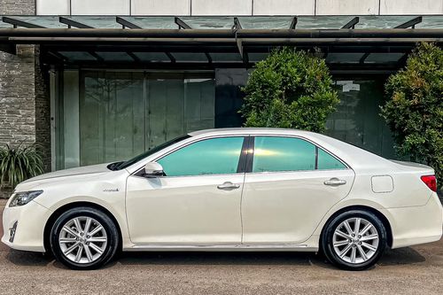 Beli mobil bekas