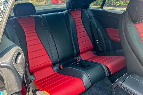 2017 Mercedes Benz E-Class E 300 AMG Line bekas