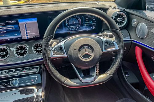 2017 Mercedes Benz E-Class E 300 AMG Line bekas