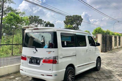 Dijual 2017 Daihatsu Luxio 1.5L X AT STD bekas
