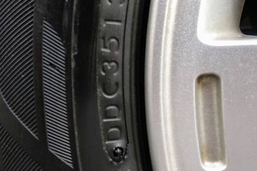2014 Mitsubishi Mirage GLX bekas
