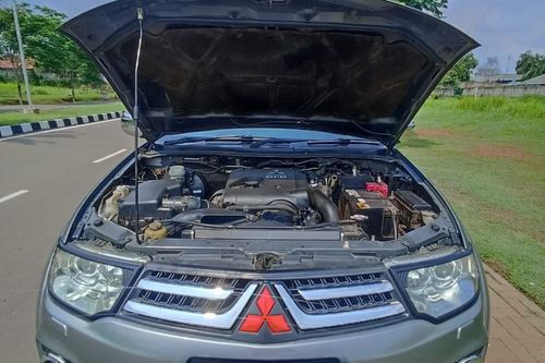 2015 Mitsubishi Pajero Sport Dakar AT 4x2 bekas