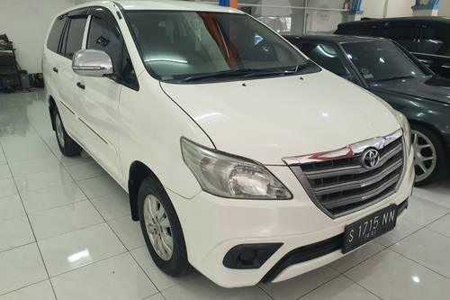 2014 Toyota Innova BENSIN E 2.0L AT bekas