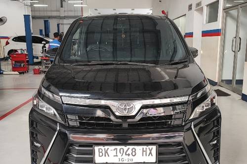 Used 2018 Toyota Voxy 2.0L AT