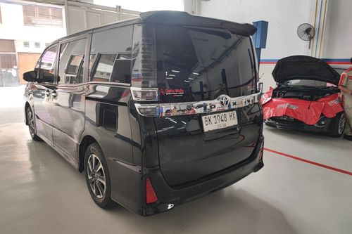 Used 2018 Toyota Voxy 2.0L AT