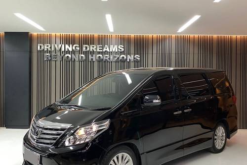 2013 Toyota Alphard  SC 2.4 AT bekas