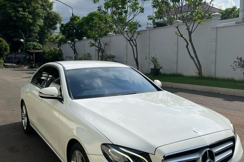 2017 Mercedes Benz E-Class  E 250 Avantgarde Line bekas