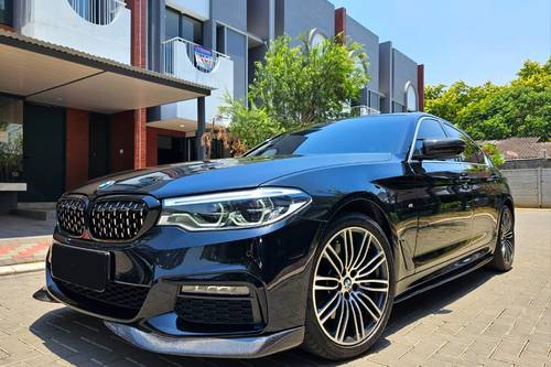 2019 BMW 5 Series Sedan  530i Luxury