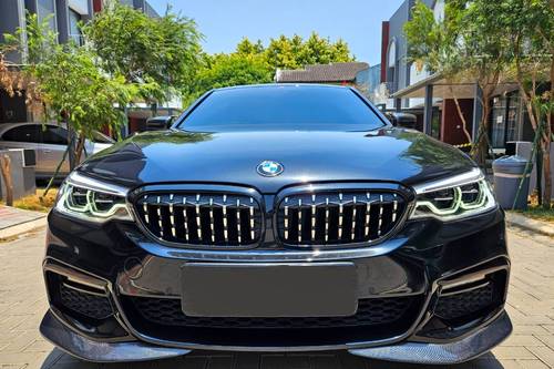 2019 BMW 5 Series Sedan  530i Luxury