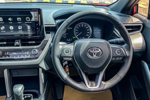 Used 2020 Toyota Corolla Cross HEV