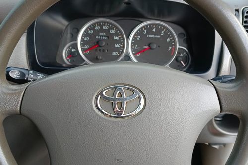 2011 Toyota Avanza 1.3E MT bekas