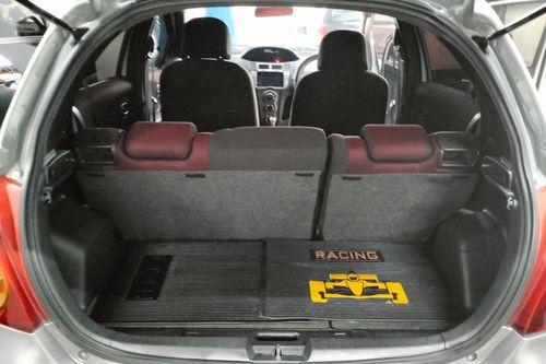 2013 Toyota Yaris TRD Sportivo CVT bekas