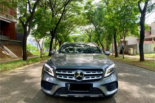 2018 Mercedes Benz GLA 200 AMG SPORT bekas